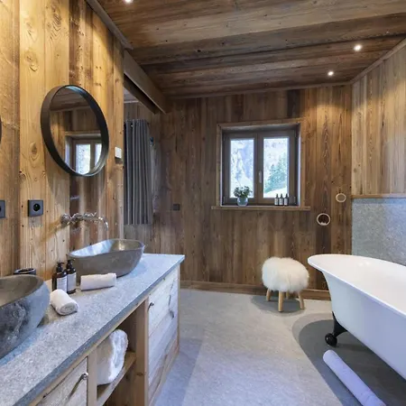 Chalet St. Moritz: A Tapestry Of Ice And Luxury شقة سانت موريتز